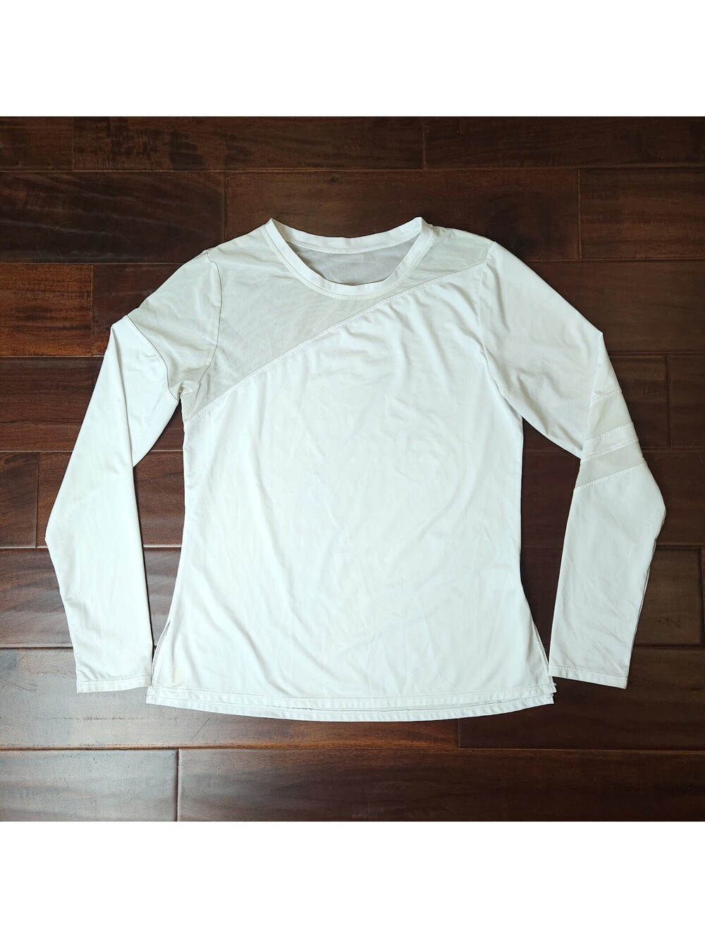 Tail Activewear Long Sleeve Top Women's Small White Mesh Accent Tennis Golf